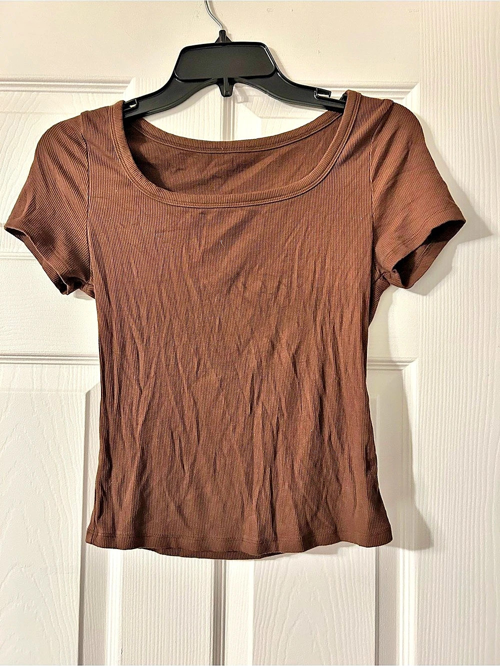 Luca Ribbed Short Sleeve Top in Brown Size Medium